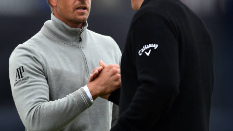 Stenson, Mickelson set for final day shoot-out at Open