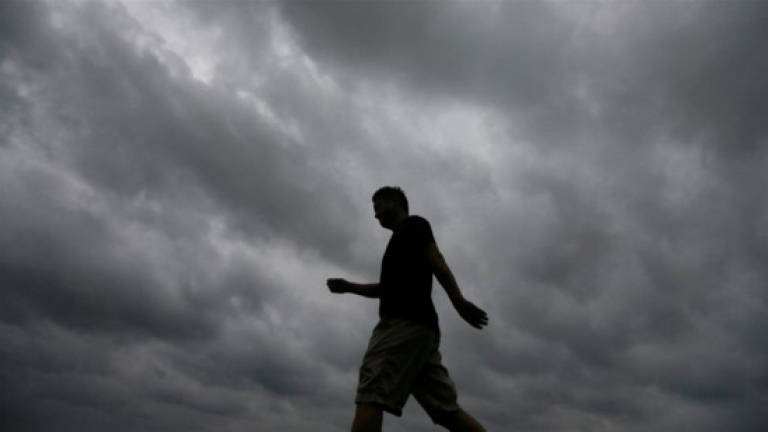 Storms kill 193 in Sri Lanka, India