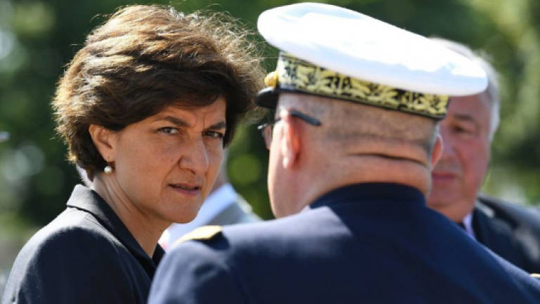 French defence minister quits over fake jobs claims