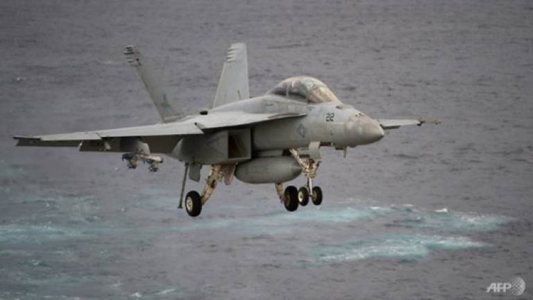 Australia warplane catches fire during US training: Military