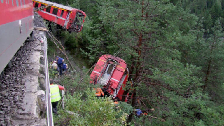 School children among over 30 injured in Swiss Alps train accident