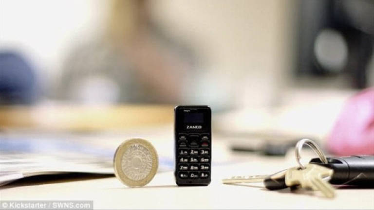 Call for ban on sale of smallest mobile phones