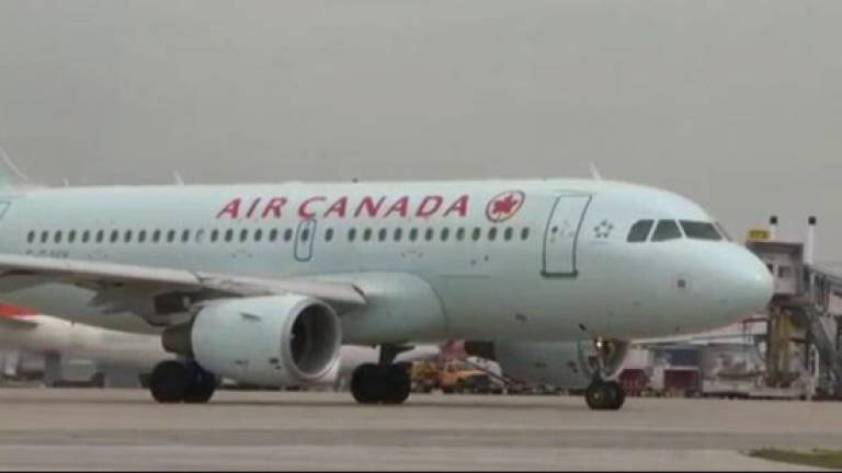 Air Canada plane missed aircraft by 30m at San Francisco airport