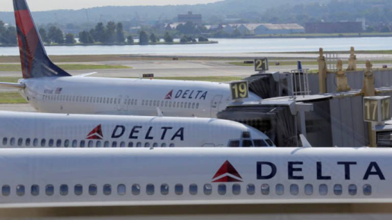 Delta flight makes emergency landing in Tokyo