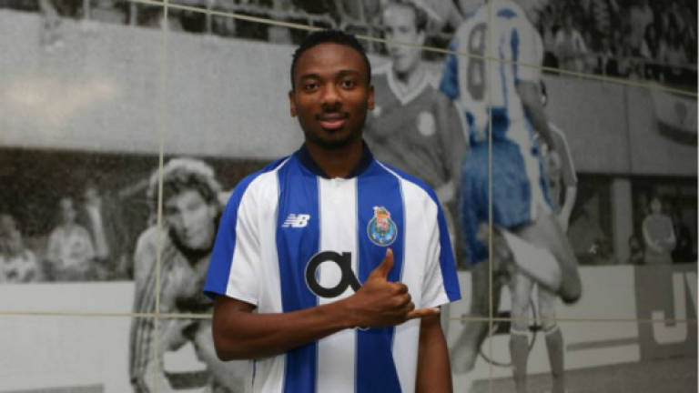 Arsenal youngster Nwakali joins Porto B on loan