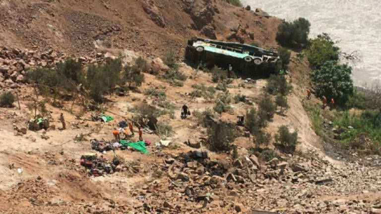 Two German tourists killed in Peru bus plunge