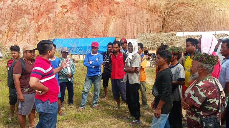Undeterred Orang Asli prolong blockade into ninth day in protest at logging