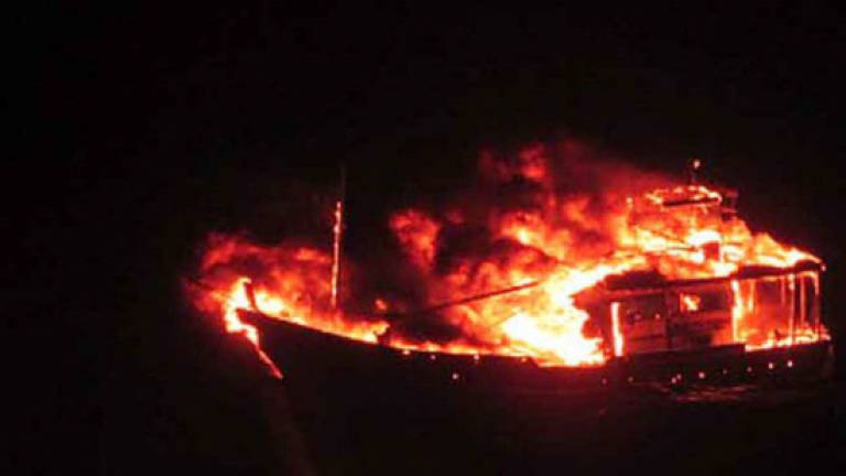 Four fishermen live to tell tale when boat explodes