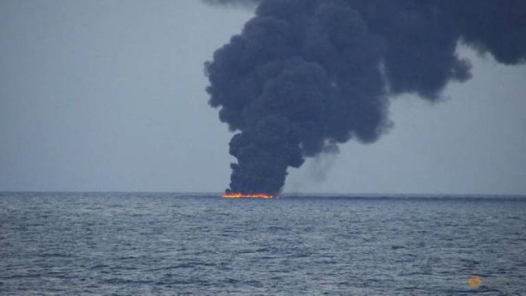 Oil slick off China coast trebles in size
