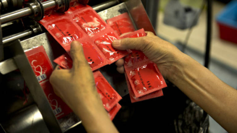 India gets its first free condom store