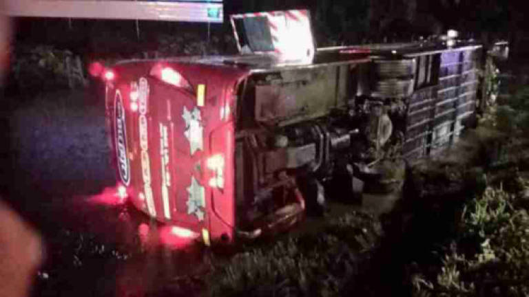 Seventeen bus passengers escape death in accident