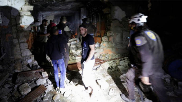 Russia raids on Syria city kill 23 civilians: Monitor