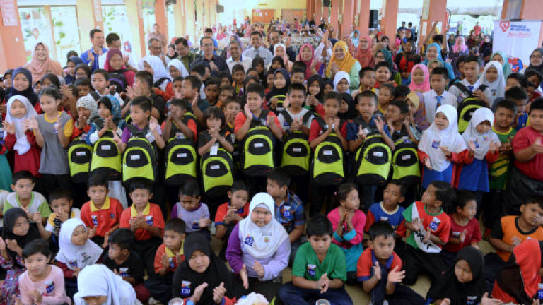 'Back-to-School' cheer for 800 students in Kedah