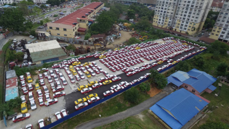Taxi industry might collapse in 16 months