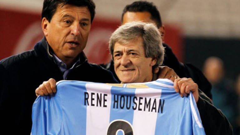 Cancer claims Argentine World Cup winner 'Crazy' Houseman