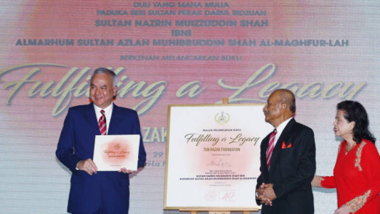 Uphold Tun Abdul Razak's vision, noble values: Sultan Nazrin