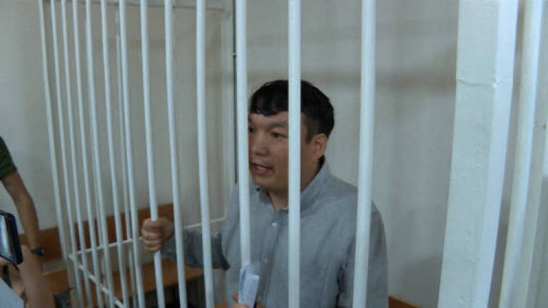 Kyrgyzstan to extradite activist to Kazakhstan despite torture concern
