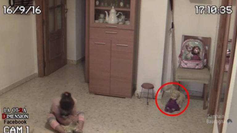 Possessed doll terrorises a girl