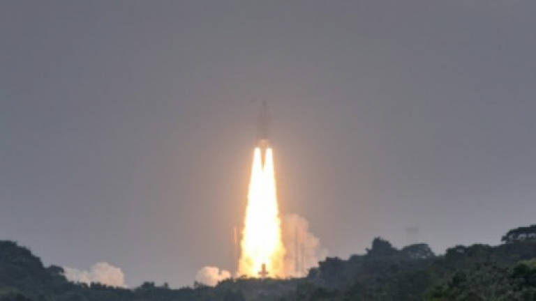 Ariane 5 satellites in orbit despite earlier 'lost contact'
