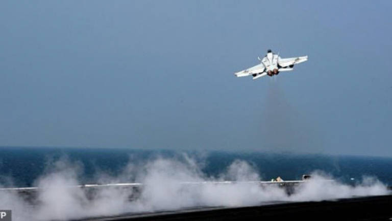 US shoots down Syria warplane that 'hit allies'