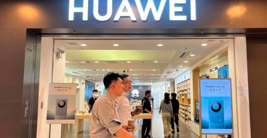 Technical analysts who examined the Mate smartphone’s internals commended Huawei for pushing the boundaries of innovation and delivering cutting-edge technology at affordable prices for users. – REUTERSPIC