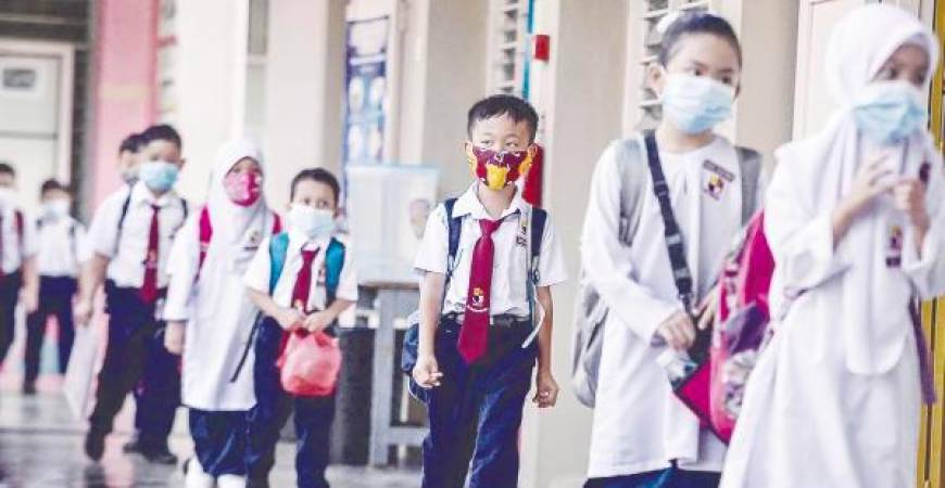 Today, the continuing enrolment of Malay, non-Chinese and non-Indian students in vernacular schools is irrefutable proof of the public confidence in the quality of these schools. – Adib Rawi Yahya/theSun
