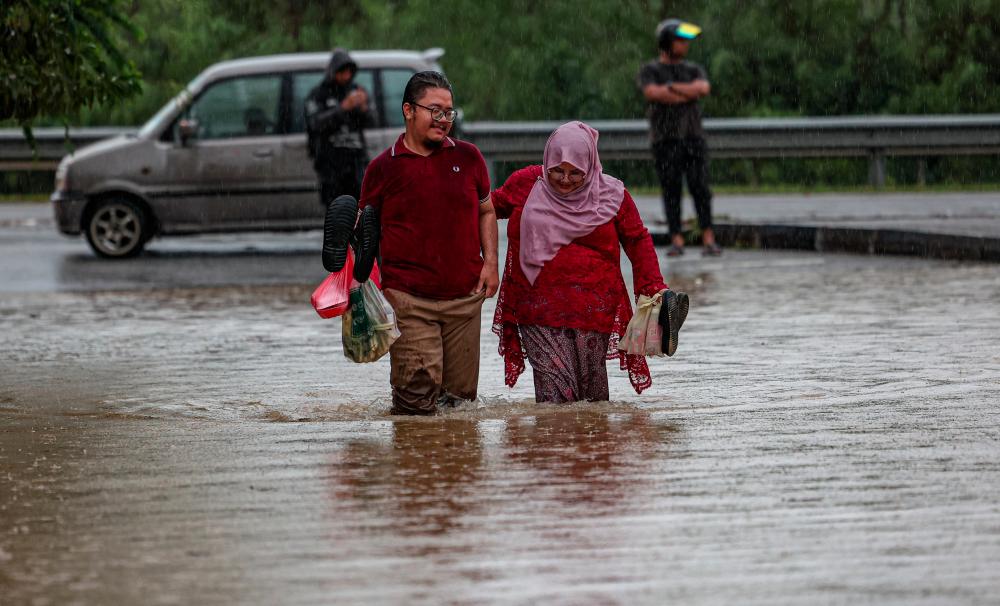 Mangsa Banjir Di Kedah Meningkat Di Perak Menurun