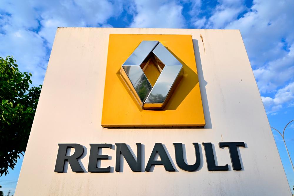 Renault bets on electric after 2020 slump