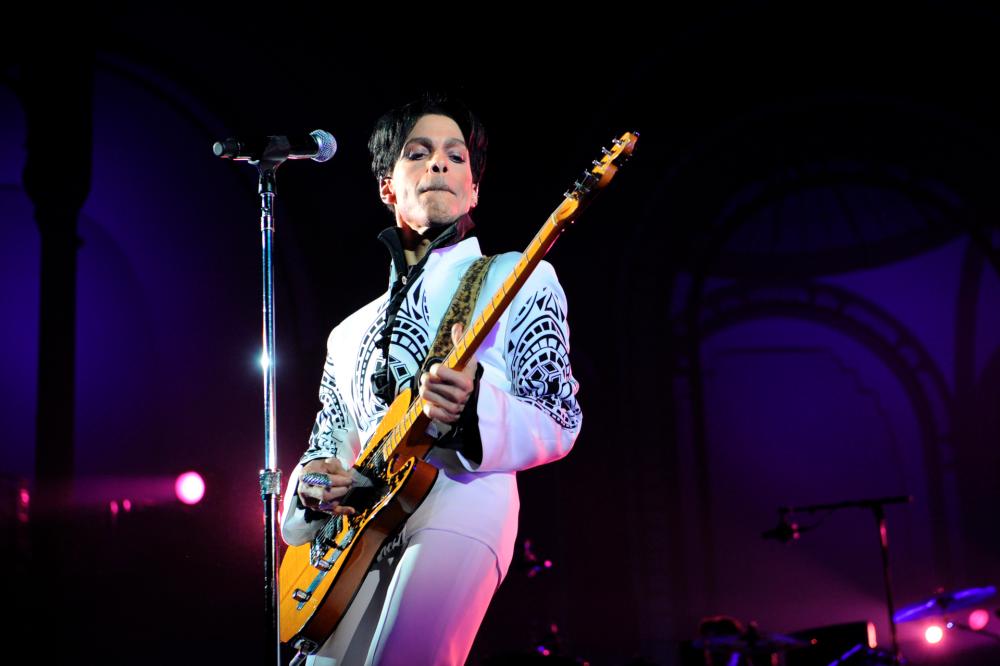 Prince’s unfinished memoir, “The Beautiful Ones,“ will be released in October, its publisher announced Monday -- three years after the singer’s sudden death in April 2016. © BERTRAND GUAY / AFP