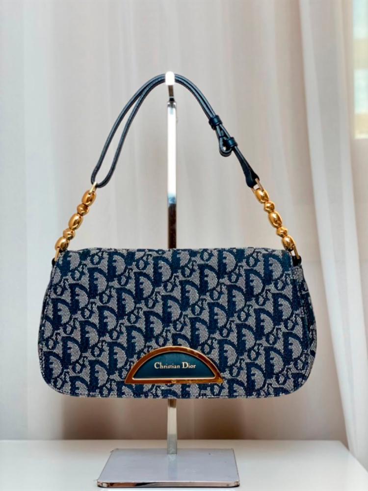 $!The blue denim Dior bag, which is the most pricey. – Instagram