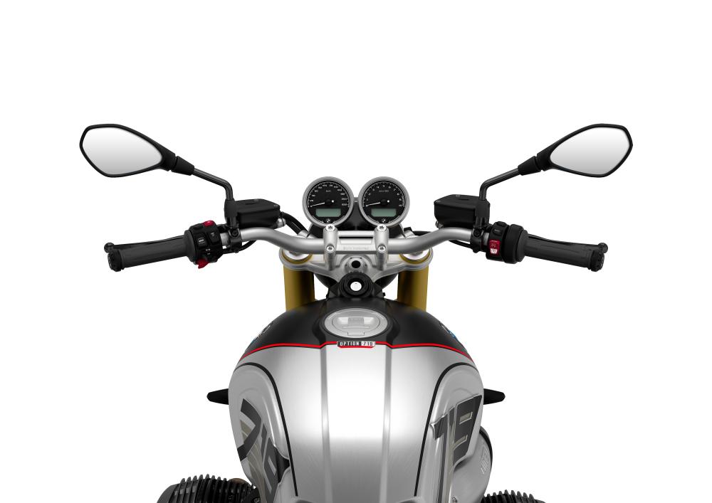 $!R nineT in Option 719 Night Black Matte or Aluminium Matte.