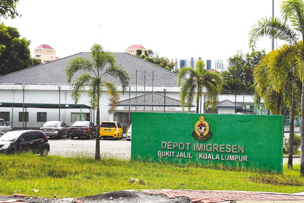 Improve conditions at Immigration detention centres. – ZAHID IZZANI/THESUN