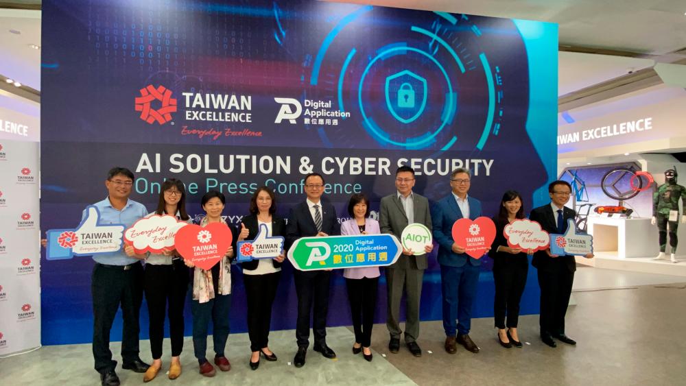 Kiang (fifth from the right), emphasizes the importance of AI solution and Cyber Security at the online press conference on Sept 4.
