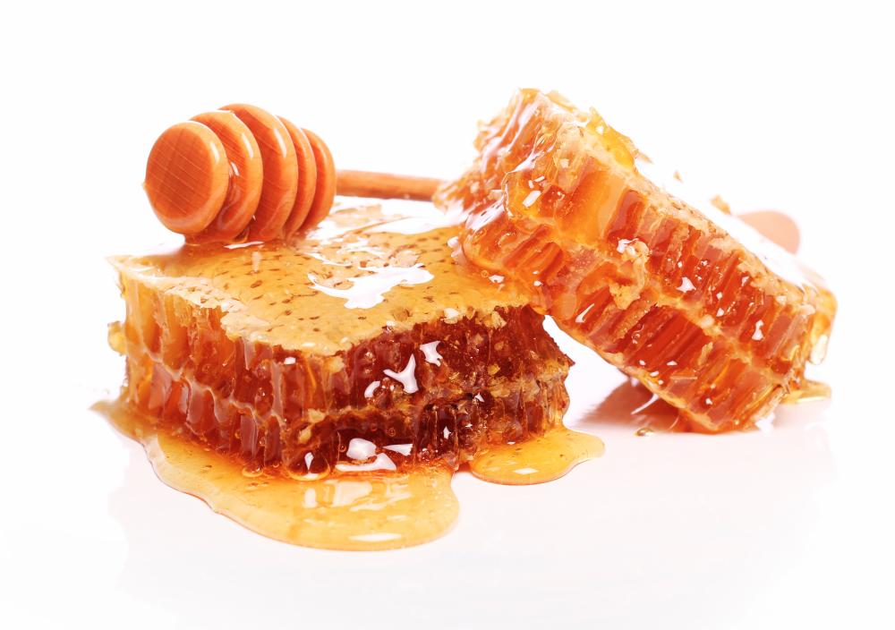 $!Raw honey is also an excellent lip balm. – FREEPIK