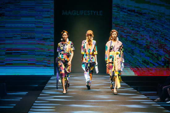 MAGlifestyle showcased its S/S ‘19 Composition collection at Busan Fashion Week 2019 in South Korea.