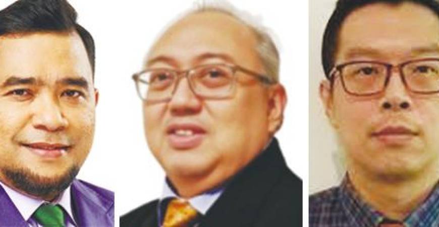 From left: Nazri, Imran Nurginias and Loh.