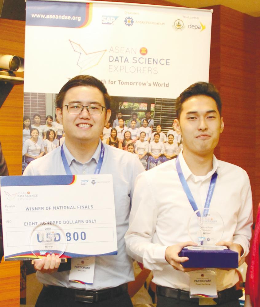 Peh (left) and Leong from Monash University Malaysia were crowned national champions at the Malaysian finals last year.