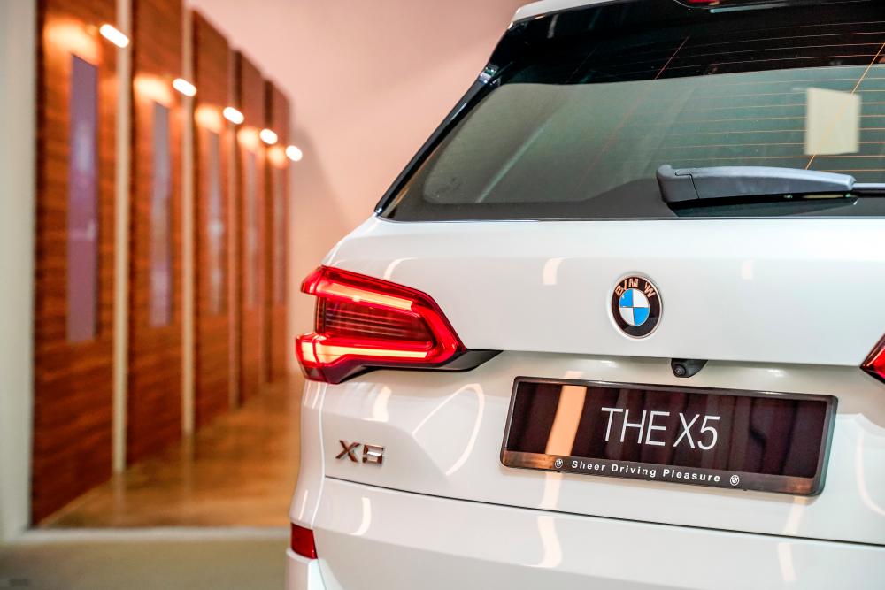 $!BMW Malaysia introduces new X5 xDrive45e M Sport