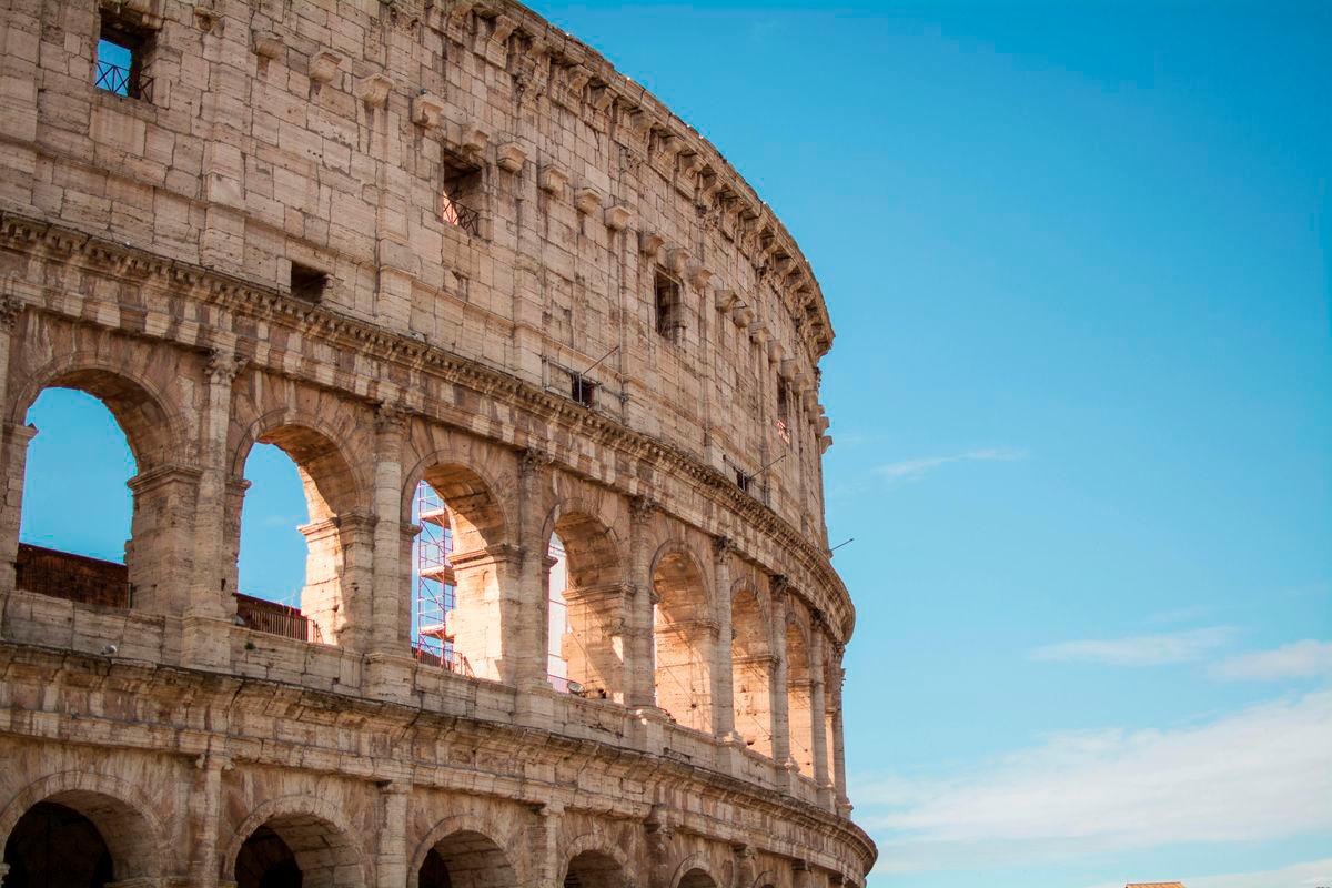 Man arrested in Italy for syphoning water from royal palace