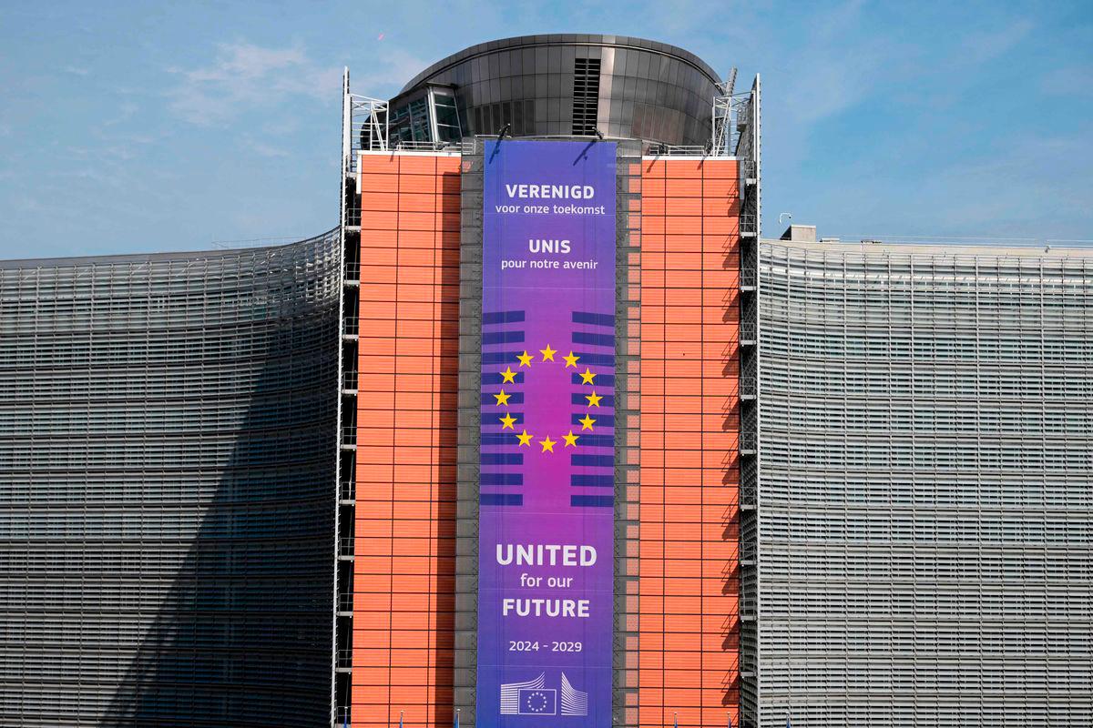 EU sends additional €1b in aid to Ukraine