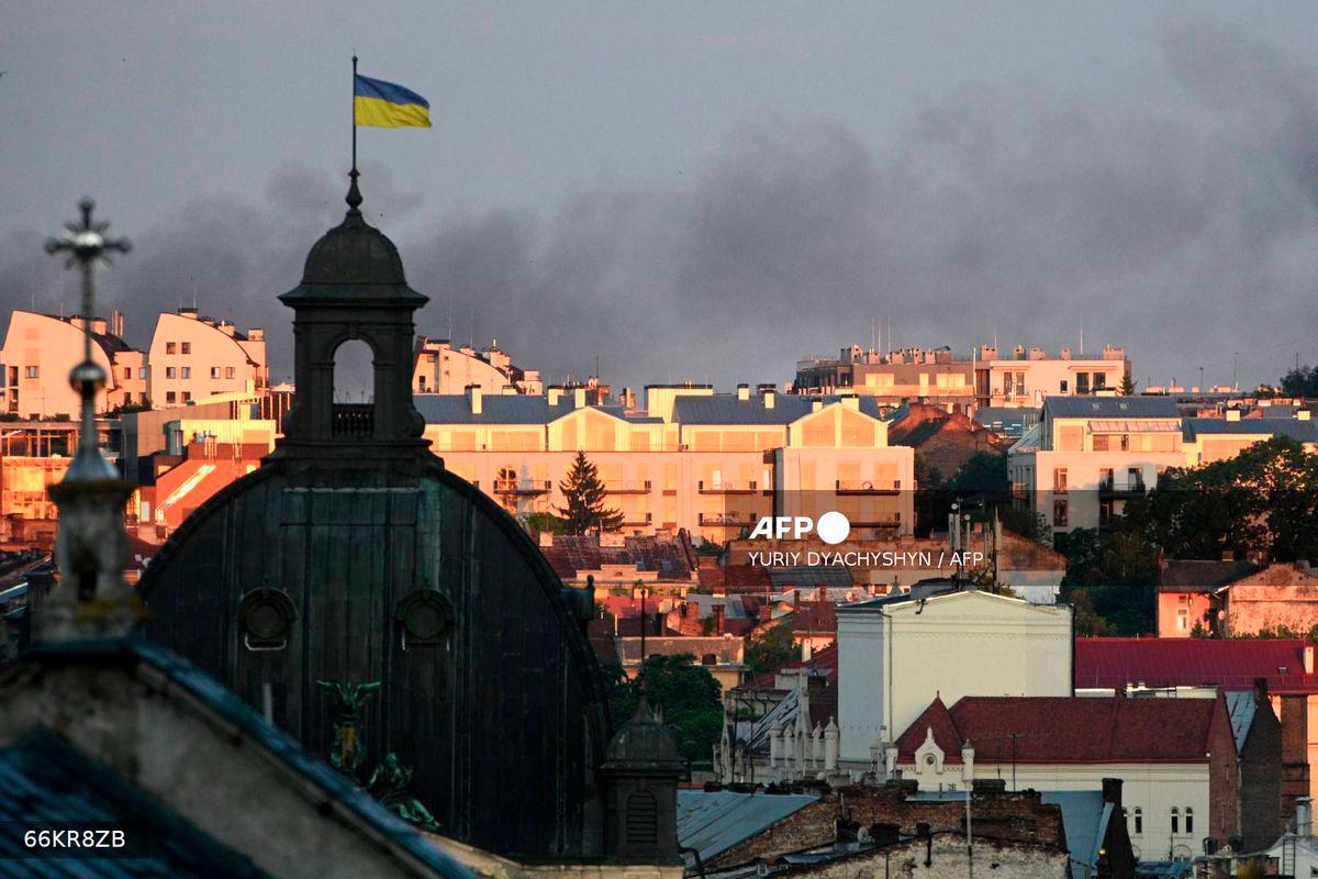 Russia launches 85 drones and missile on Ukraine after Putin-Trump talks