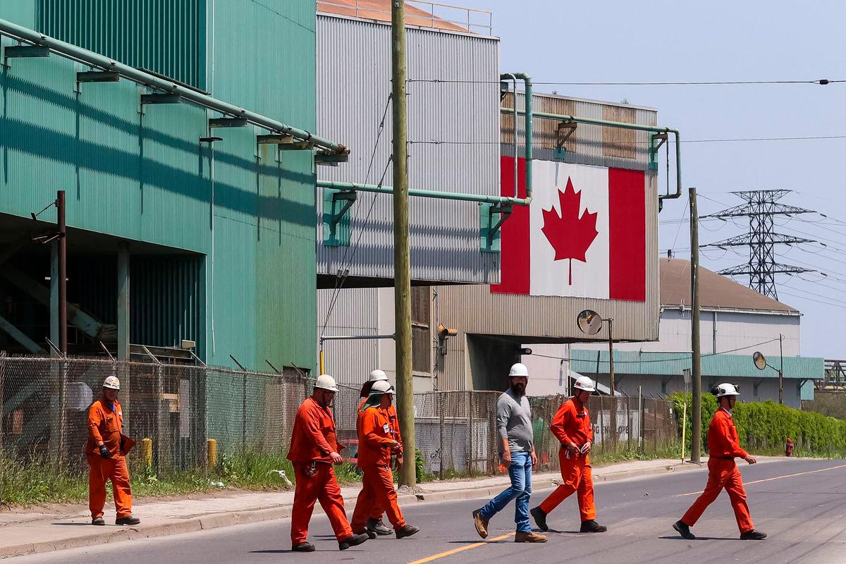 Canada steelworkers urge Ottawa to counter Trump