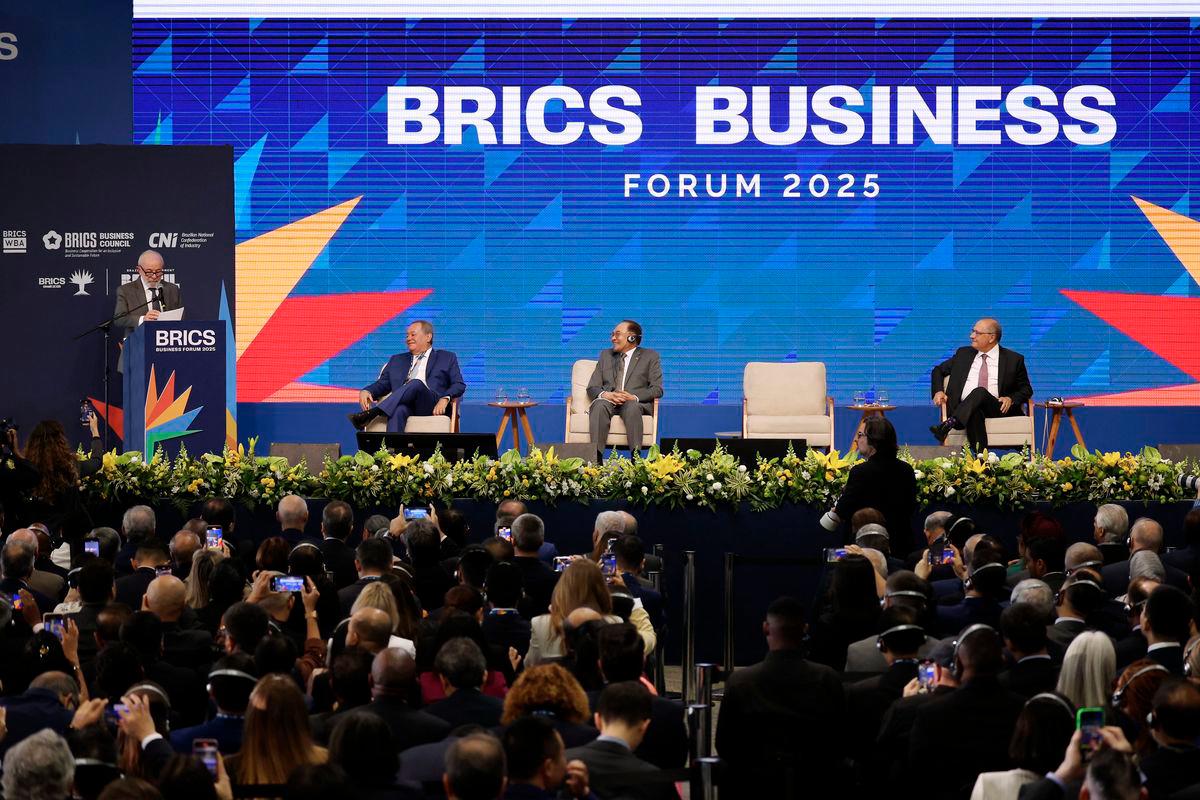 BRICS tawar peluang pasaran baharu kepada perniagaan Malaysia - PM Anwar