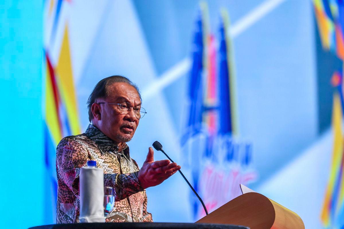 PM Anwar vows to continue action against corrupt leaders