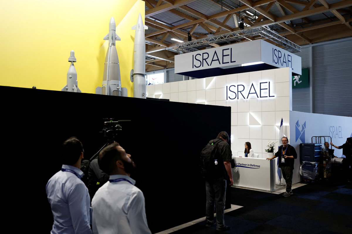 Israel furious as France shuts four weapons stands at Paris Airshow