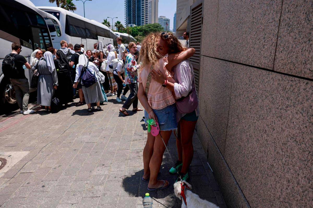 Poland evacuates around 160 people from Israel