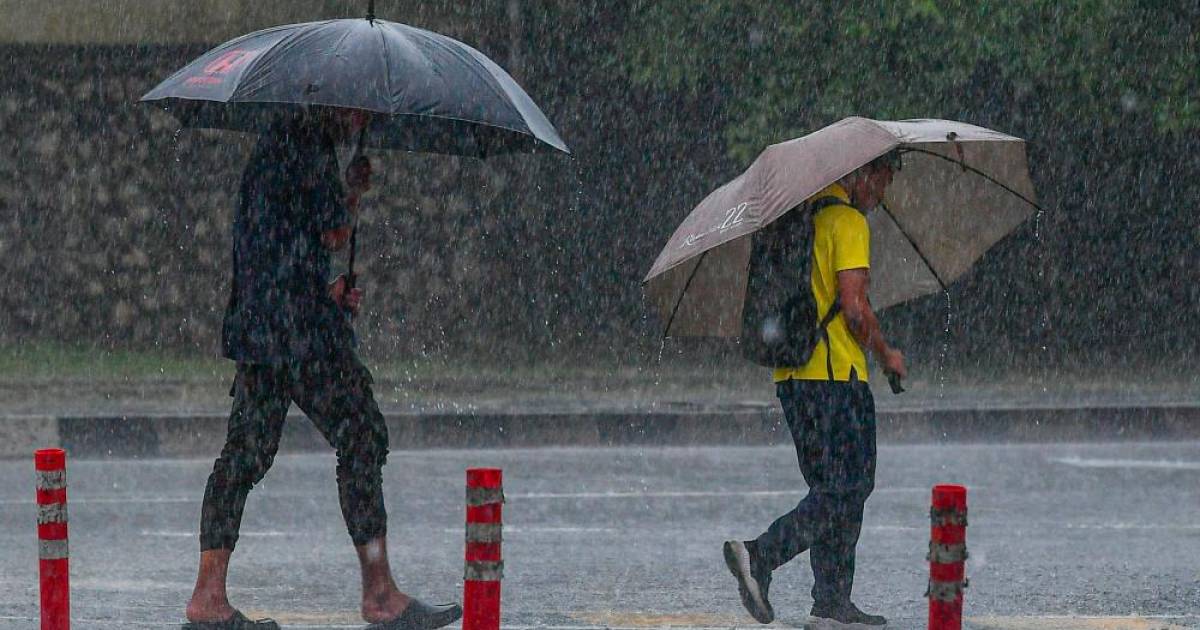 Six states hit with heavy rains until noon