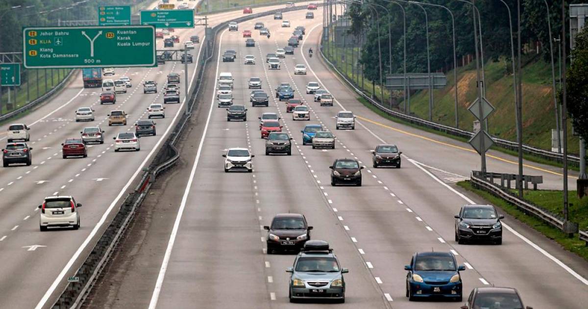Traffic flow on several highways reported to be slow as of 5pm today