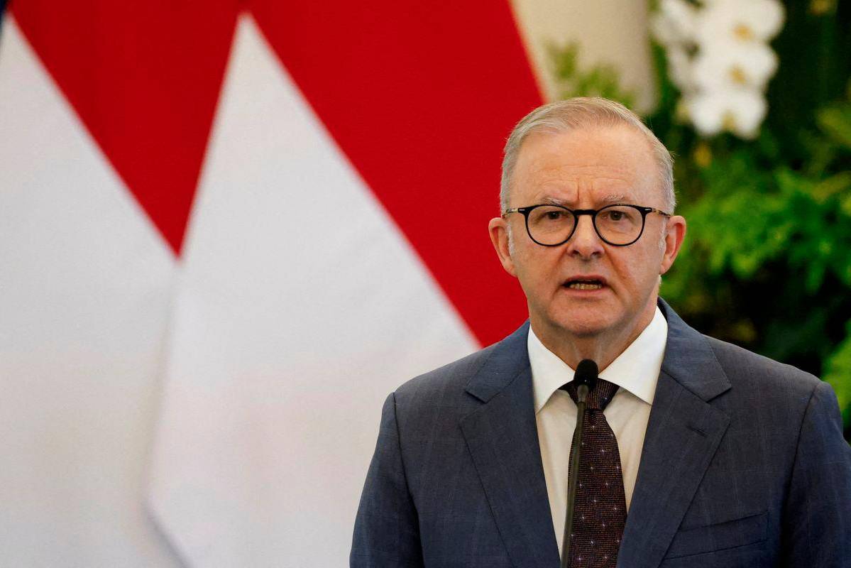 Australian PM condemns synagogue arson attack