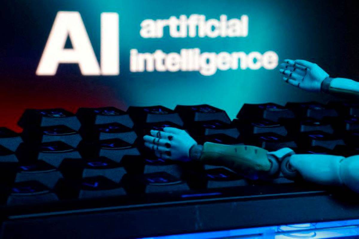 Poll finds public turning to AI bots for news updates